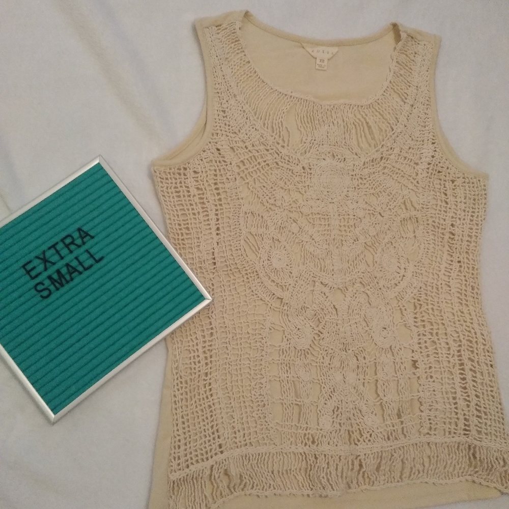 Adiva tank. Crochet Beautiful XS.